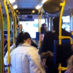 Voller Bus