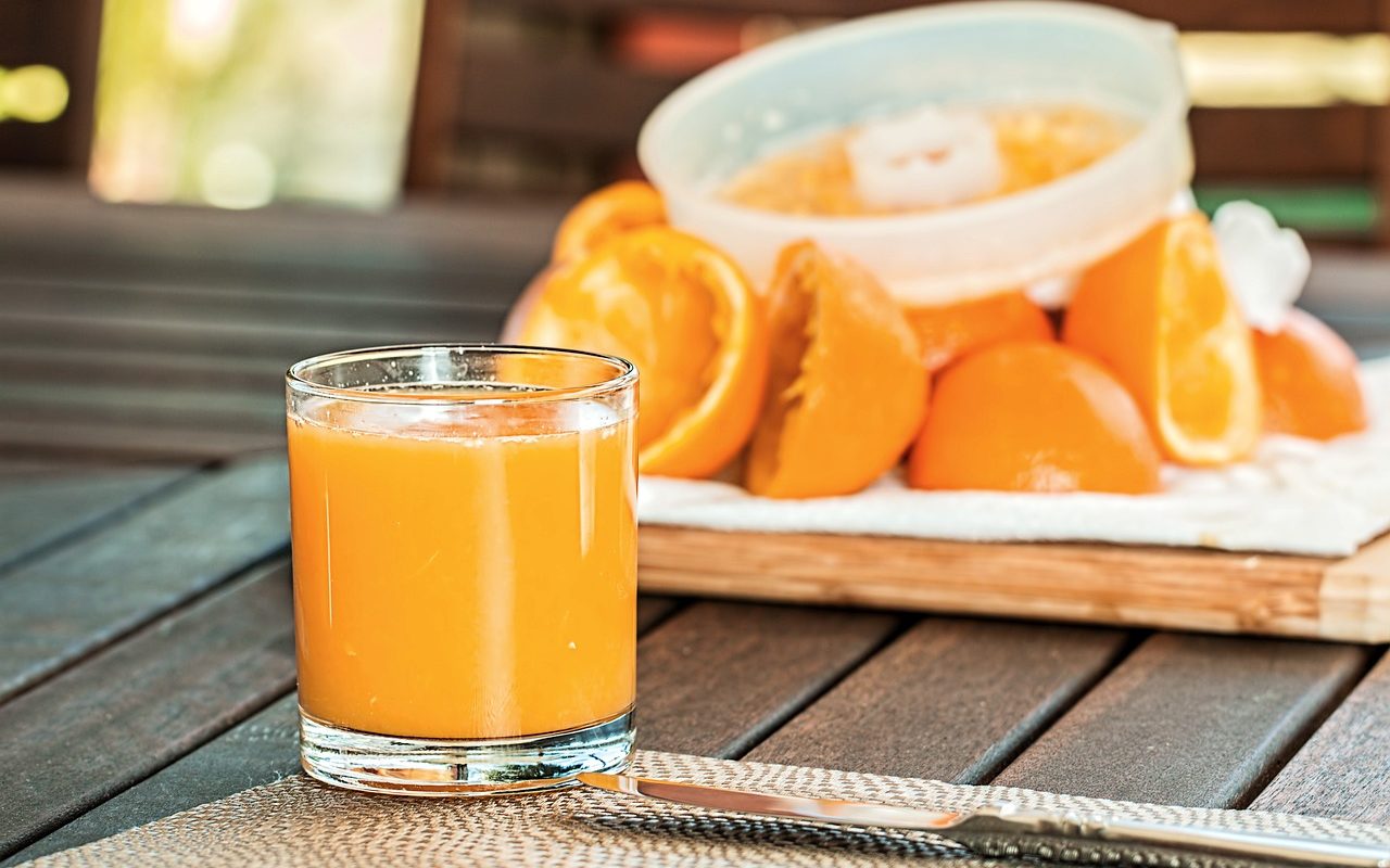 fresh orange juice, squeezed, refreshing