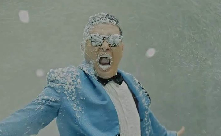 Video: Wham vs. PSY – Gangnam Style Last Christmas