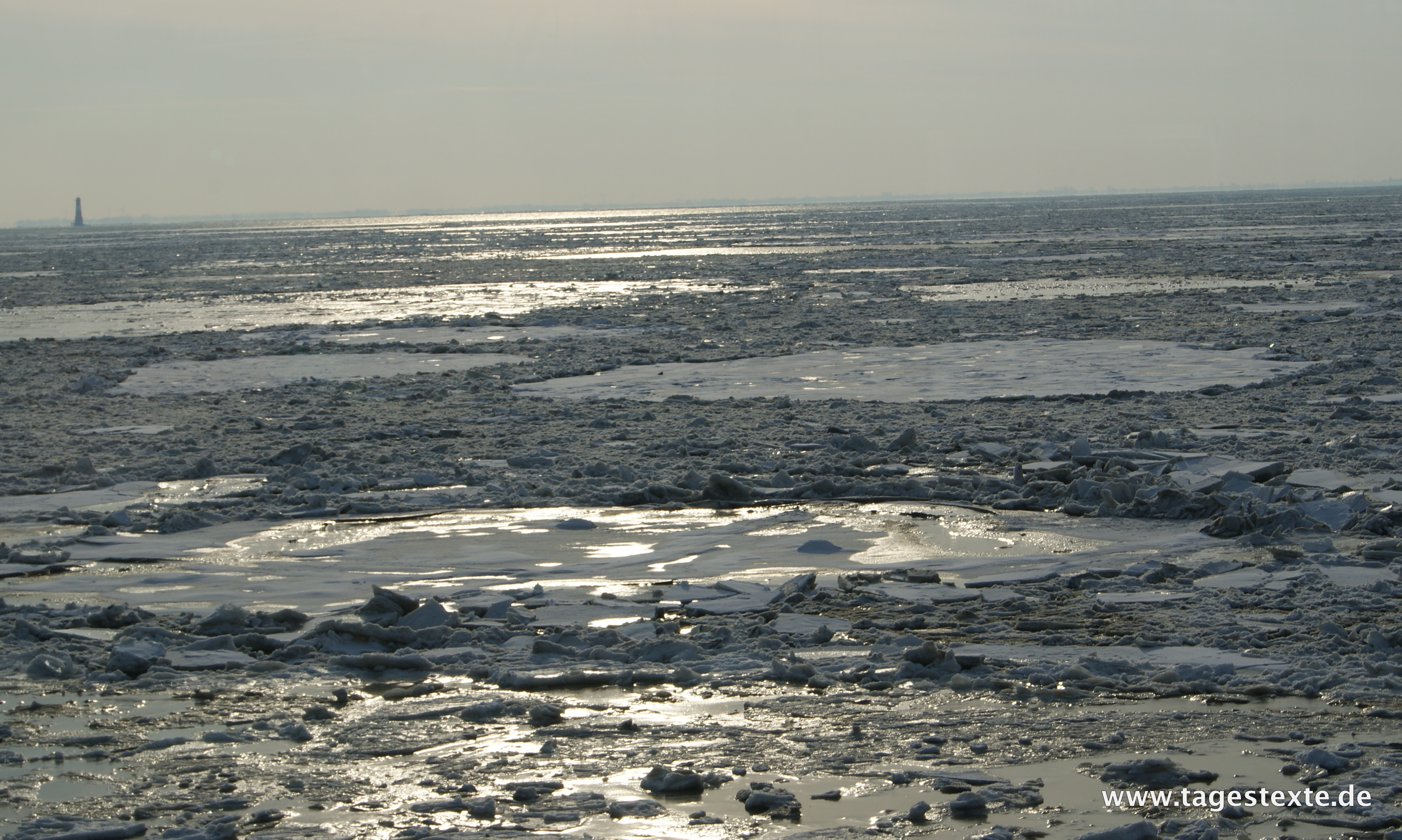 Fotos: Eis auf dem Jadebusen bei Wilhelmshaven