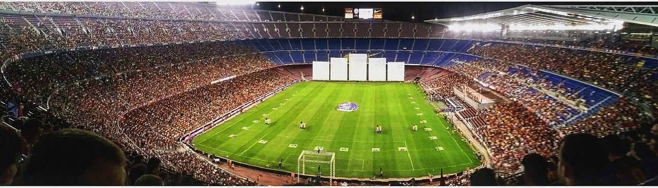 Camp Nou – Ein Fußballstadion, das nicht nur Fußballfans zum Staunen bringt