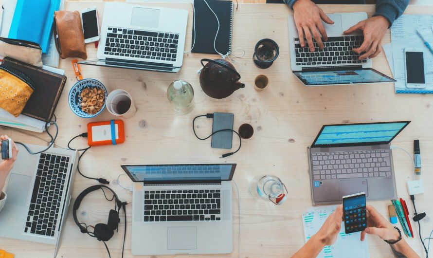 Die Zukunft der Arbeit: Zwischen KI, 4-Tage-Woche und Sinnsuche – Wie wollen wir wirklich arbeiten?
